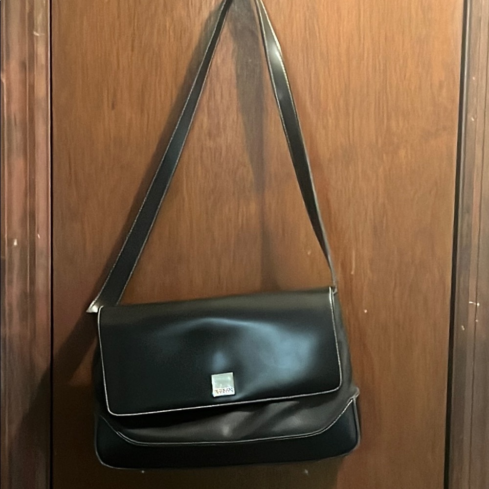 Black Leather Messenger Bag with Flap Closure